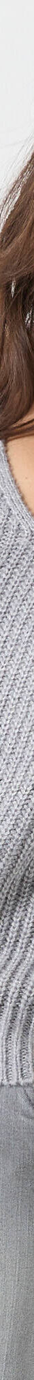 Pull loose col V, maille anglaise toucher doux (gris chiné) Pull loose col V, maille anglaise toucher doux (gris chiné)